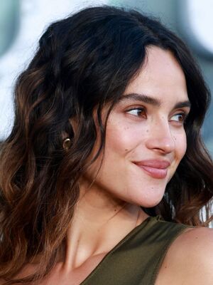 Adria Arjona